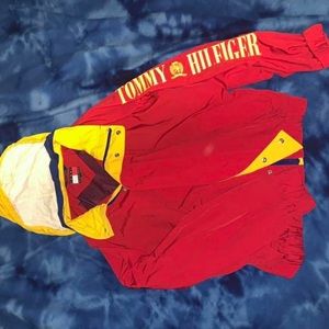 Men’s vintage Tommy Hilfiger windbreaker jacket